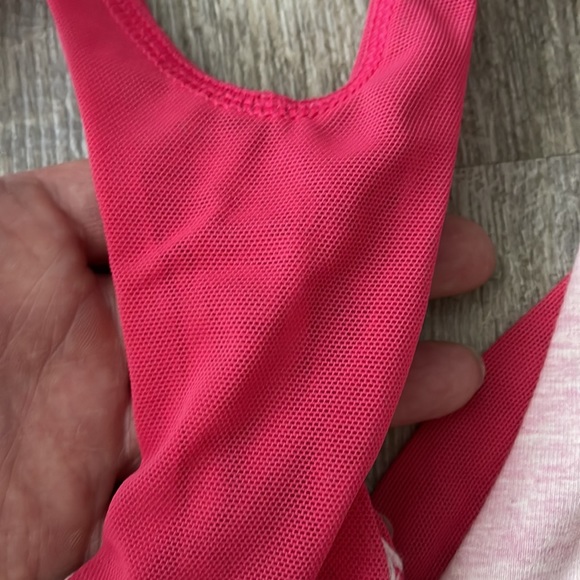Vintage Lululemon tank bra pink - Picture 4 of 4